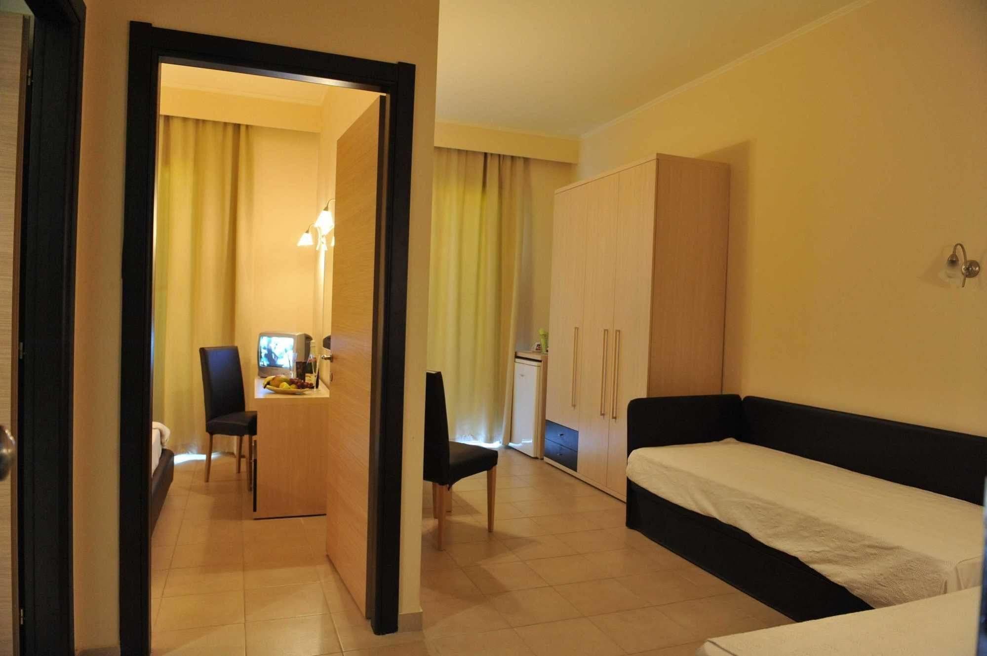 Hotell Santa Helena 3*