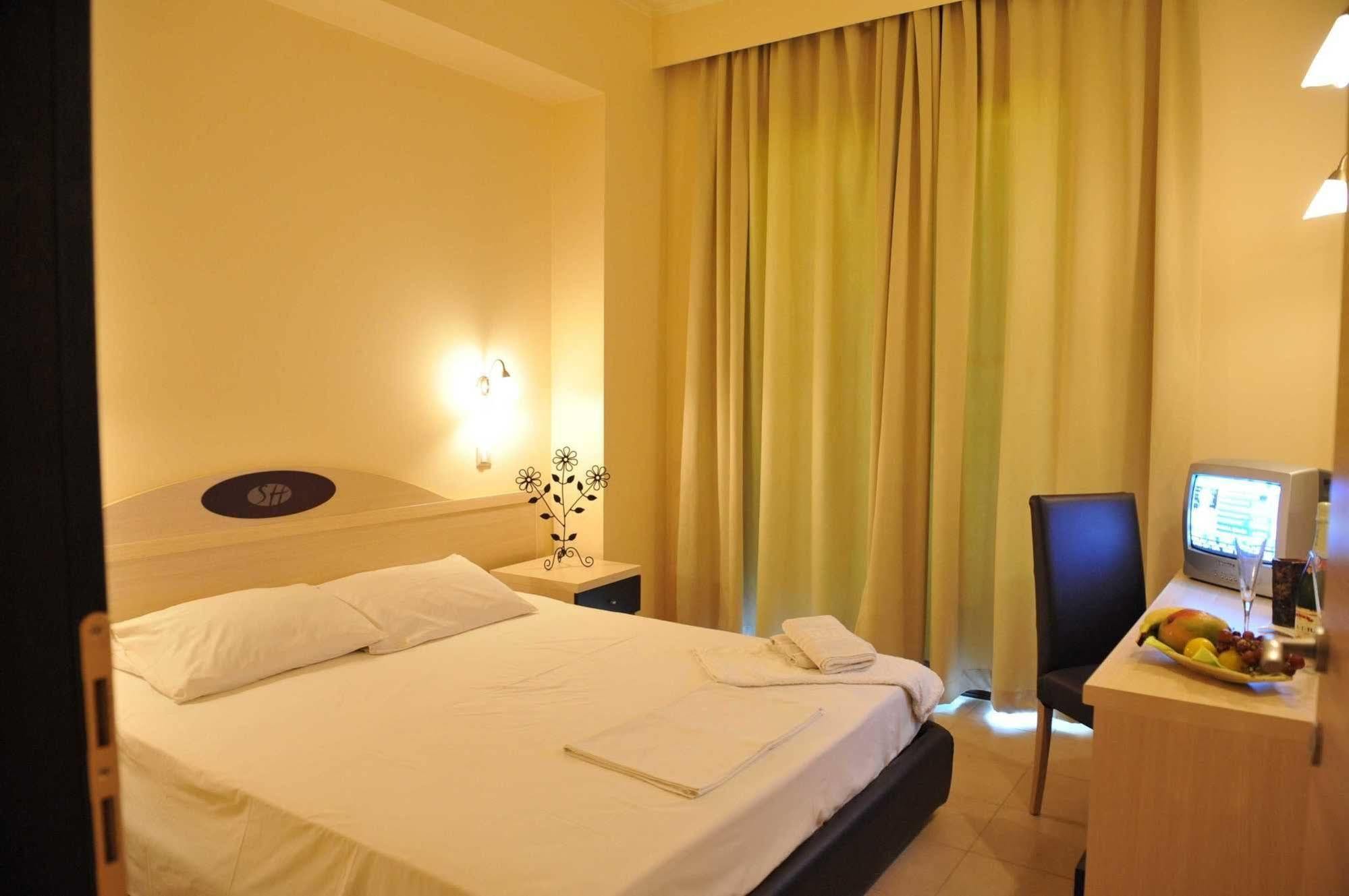 Hotell Santa Helena 3*