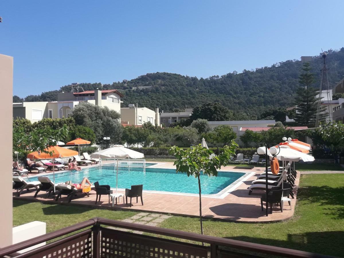 Hotell Santa Helena 3*