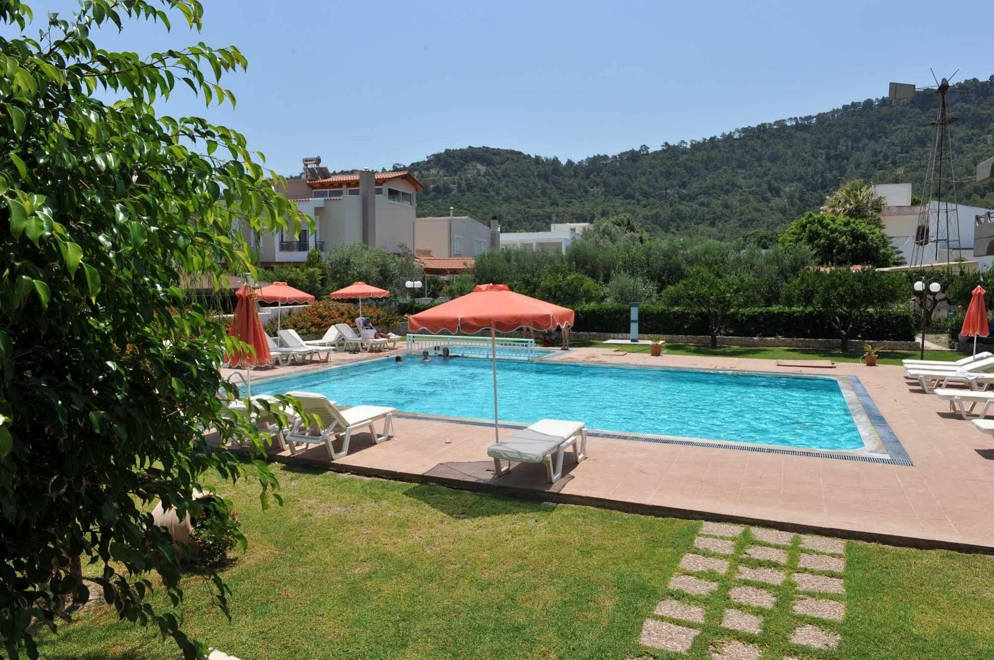 Hotell Santa Helena 3*